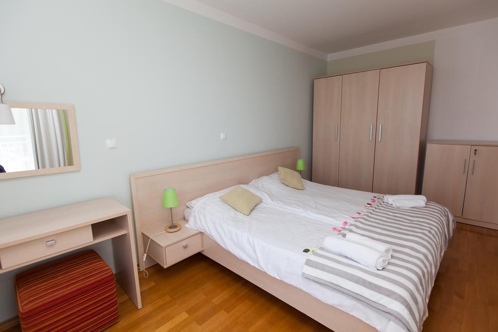 Apartment Ana Selce Buitenkant foto