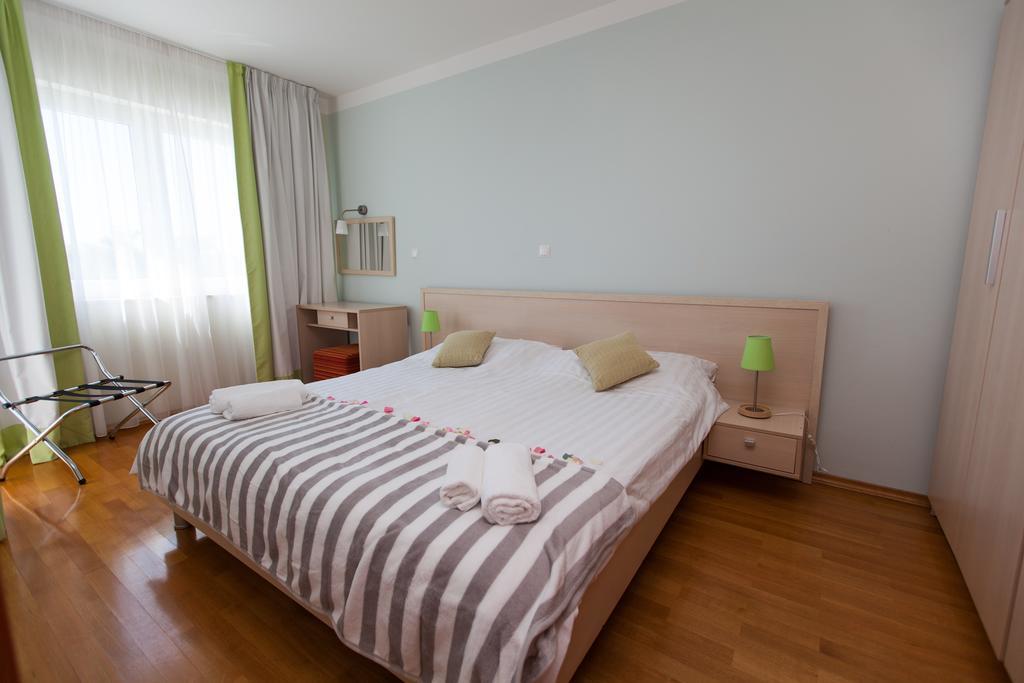 Apartment Ana Selce Buitenkant foto